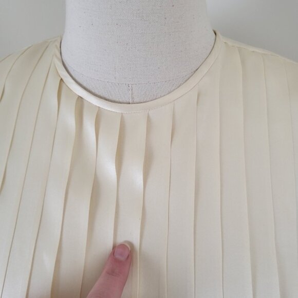 80s Christian Dior 100Silk Pleated Blouse Puff Lantern Sleeve Soft Silky - Picture 10 of 16